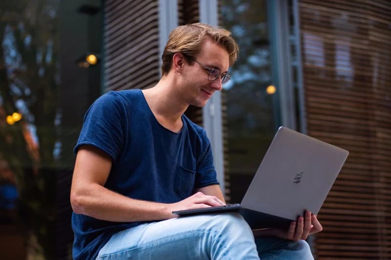 Finding and Applying to Scholarships